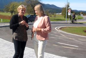 OTVORITEV PRED OŠ CERKNICA  01 FOTO LJUBO VUKELIČ